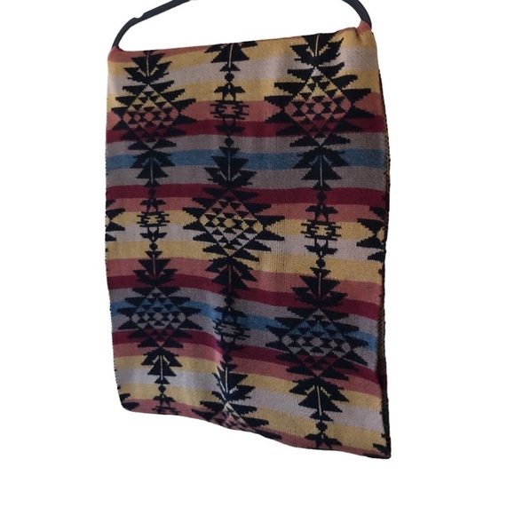 American Eagle Outfitters Aztec Southwest Shawl Wrap Neck Scarf Women's One Size - Picture 3 of 4